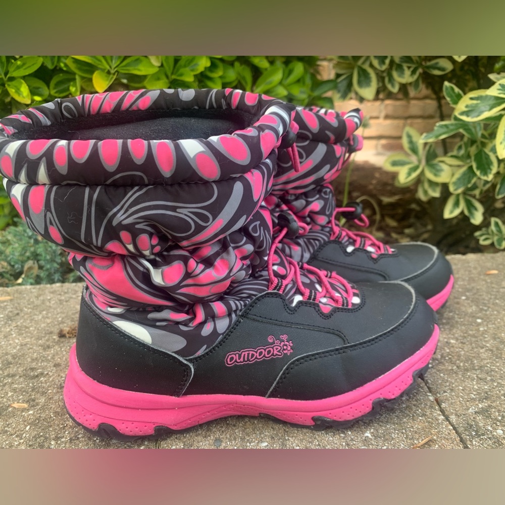 Girls fleece lined Winter Boots